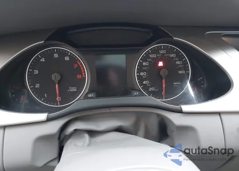 2011 Audi A4 2.0T Premium z USA, uszkodzony, nr VIN WAUAFAFL7BN013227